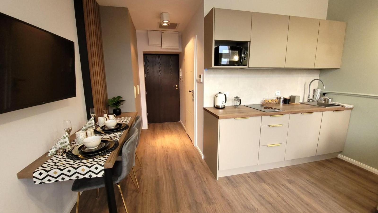 Polonia Apartments Lodź Bagian luar foto