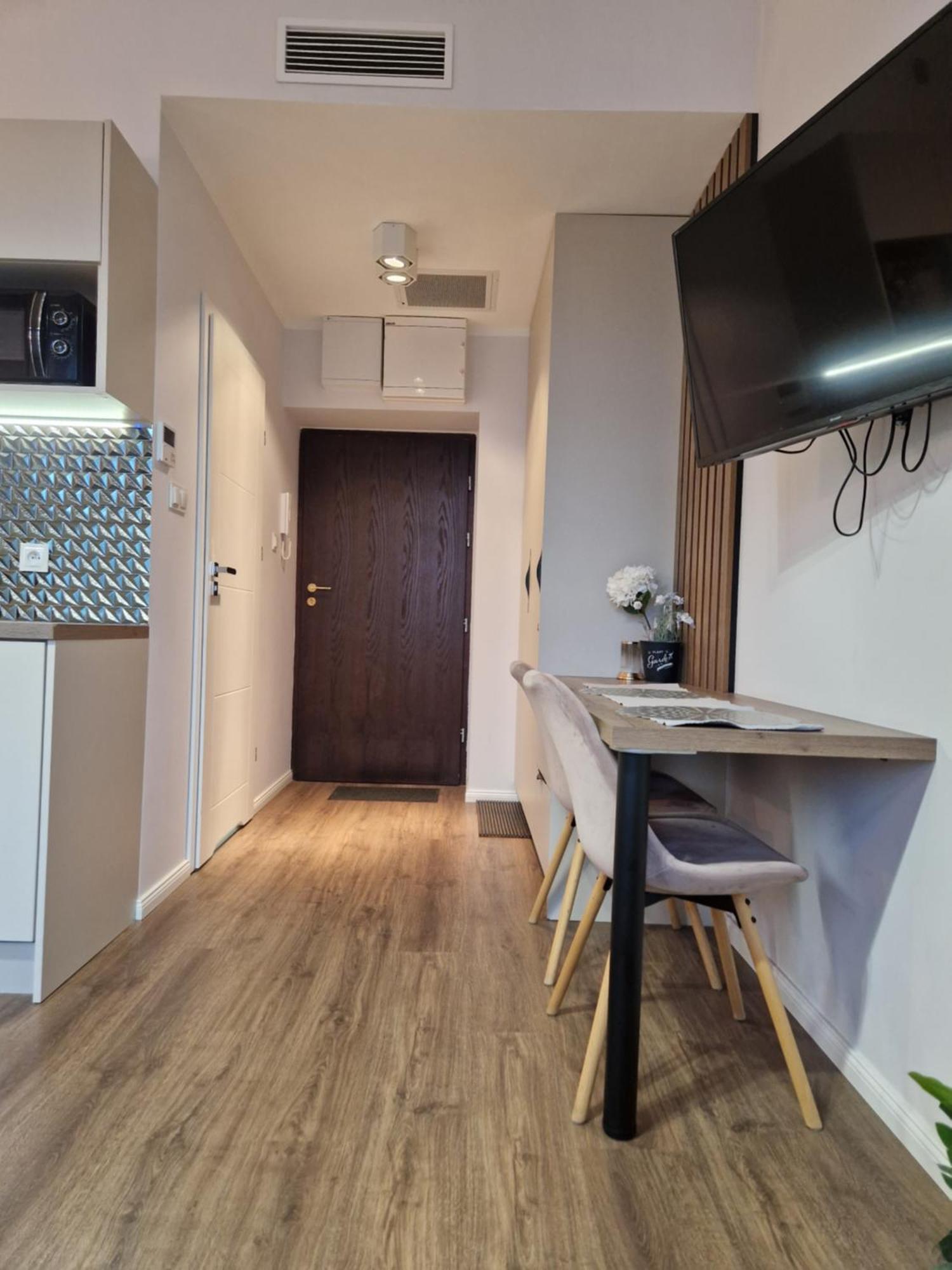 Polonia Apartments Lodź Bagian luar foto